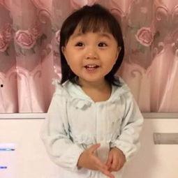 嗯哼小时候视频,重温宝宝成长点滴