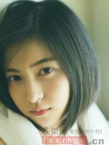 自己长发剪短发视频,我的美丽蜕变之旅