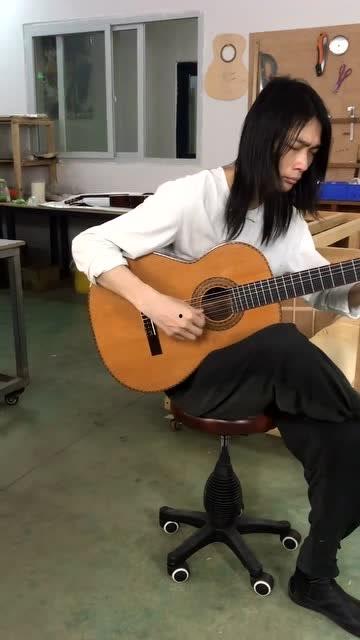 民间吉他高手视频,指尖舞动，奏响乡村旋律